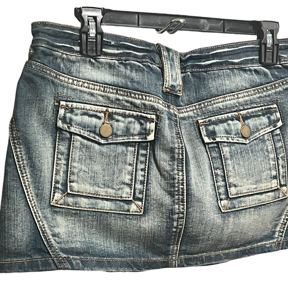 Denim Wash Skirt - Picture 6 of 8
